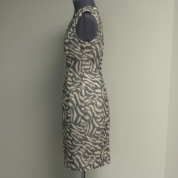 Calvin Klein Animal Print Dress Size 6 - Picture 3 of 6